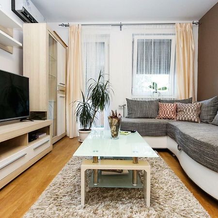 Welcome Apartman Subotica Exterior photo