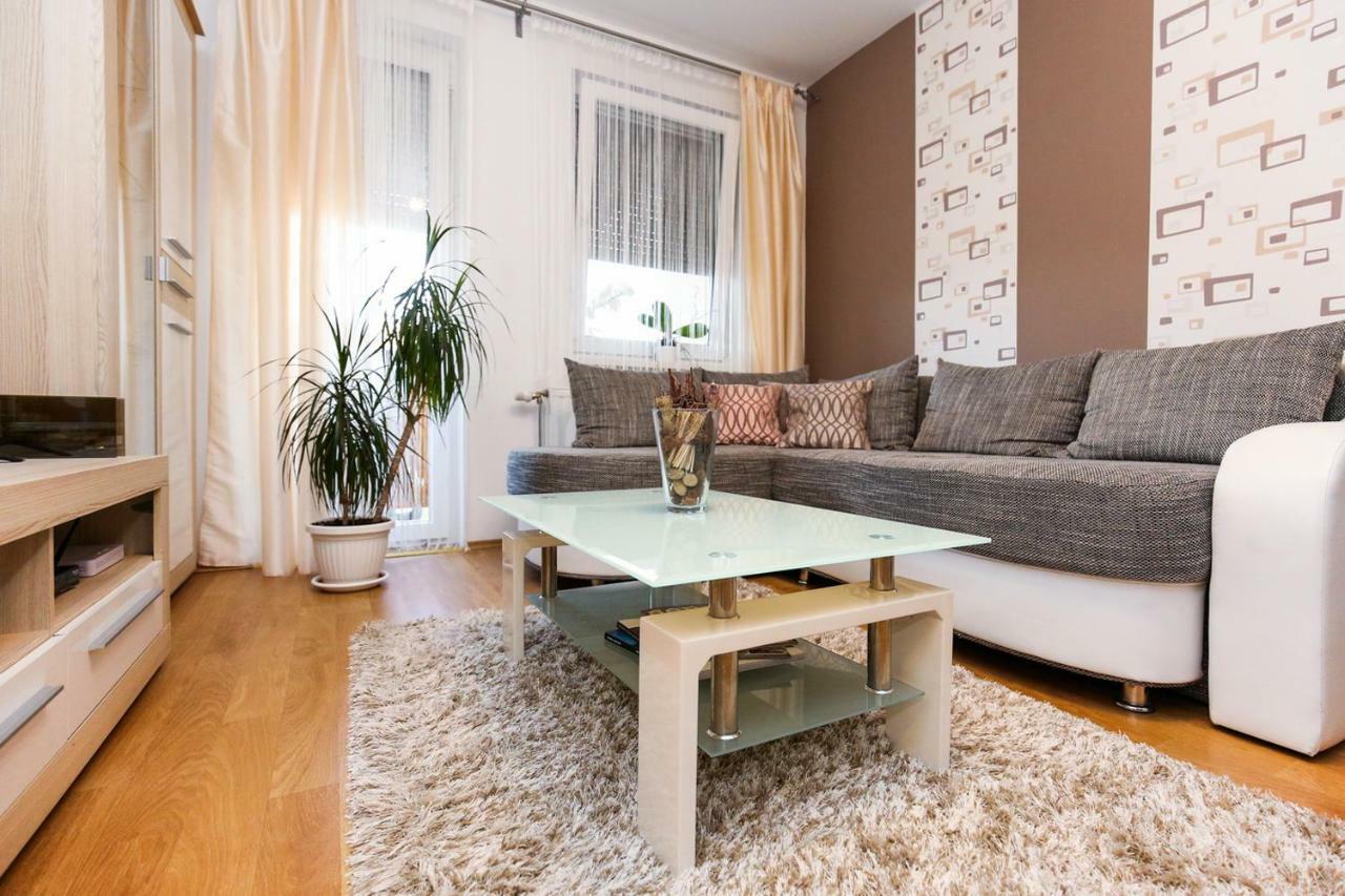 Welcome Apartman Subotica Exterior photo